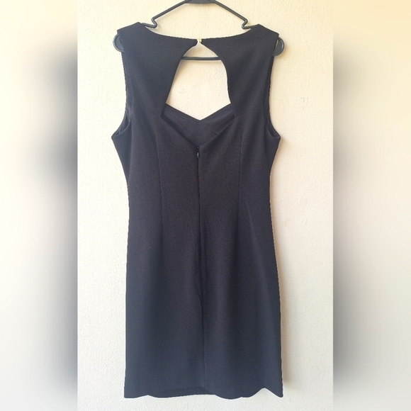 Guess 1981 Black Scuba Crepe Sweetheart Neck Sheath Womens Dress Size 14 - Picture 6 of 8